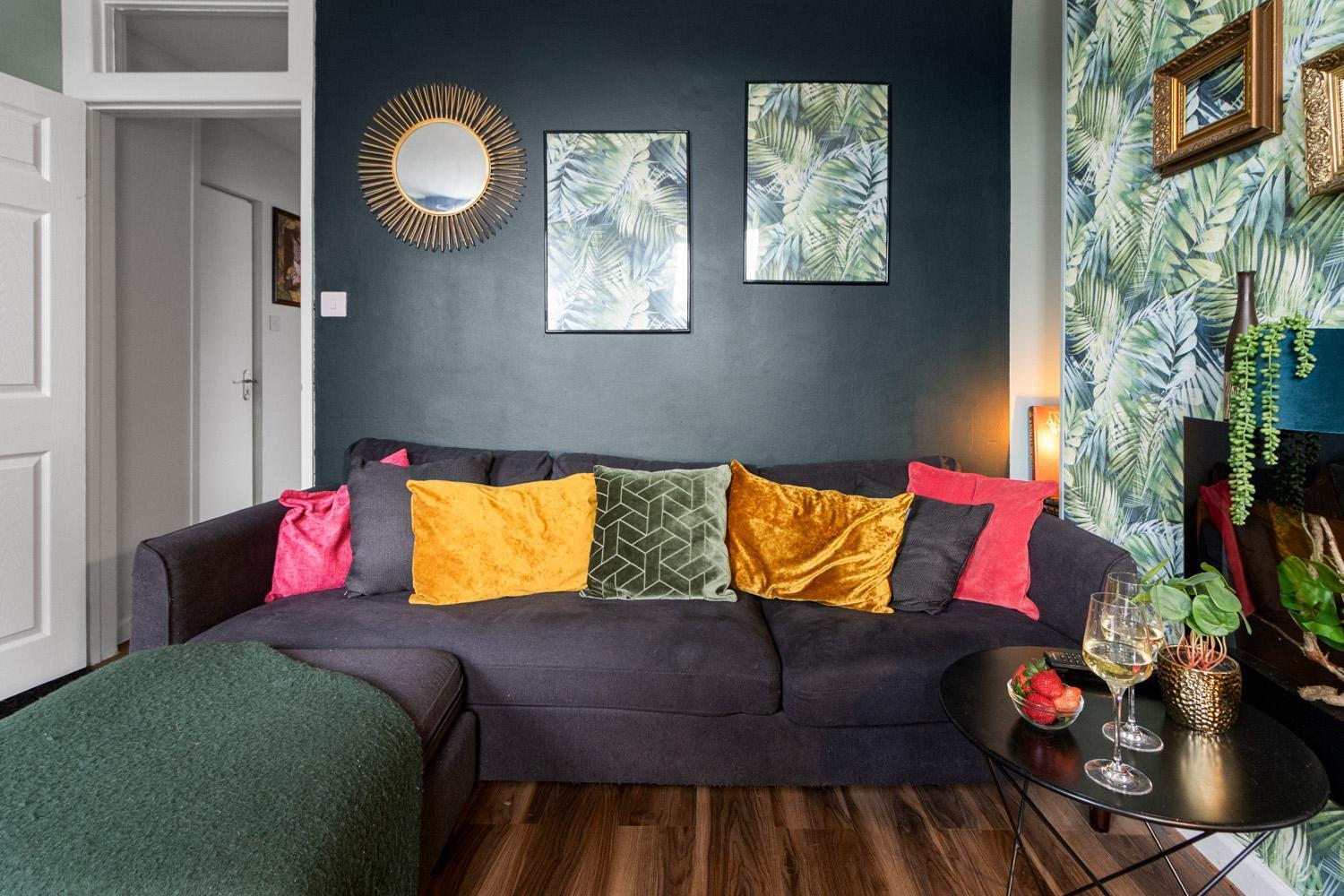 Stylish 2 Bed Apartment Near Beach, Parking, Wifi, Netflix Тинмут Экстерьер фото