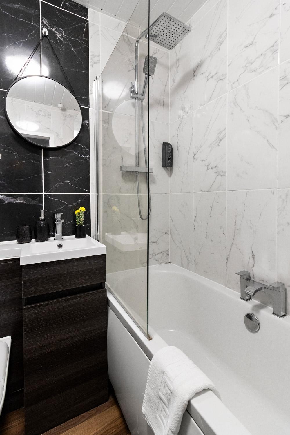 Stylish 2 Bed Apartment Near Beach, Parking, Wifi, Netflix Тинмут Экстерьер фото